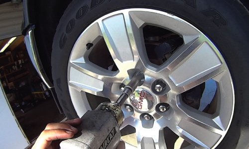 locking wheel nut remover